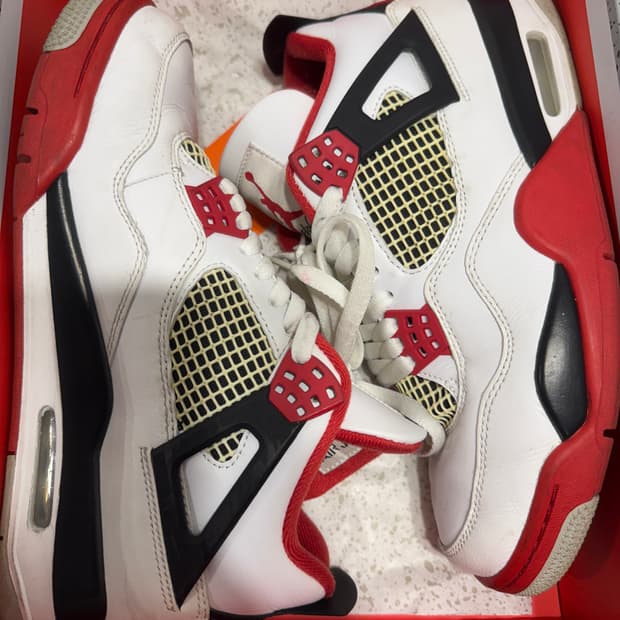 265 나이키 조던4 파레 파이어레드