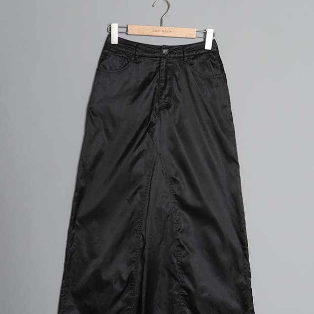 A/T Satin Nylon Skirt (26)