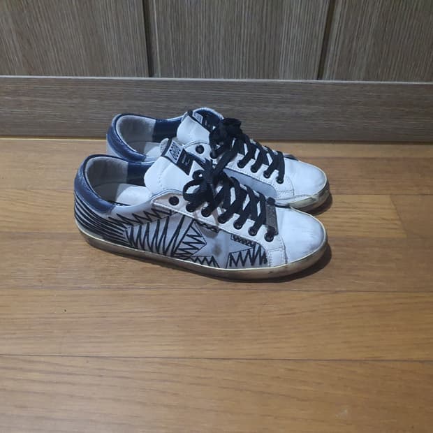 골든구스 한정판 슈퍼스타 260 스니커즈