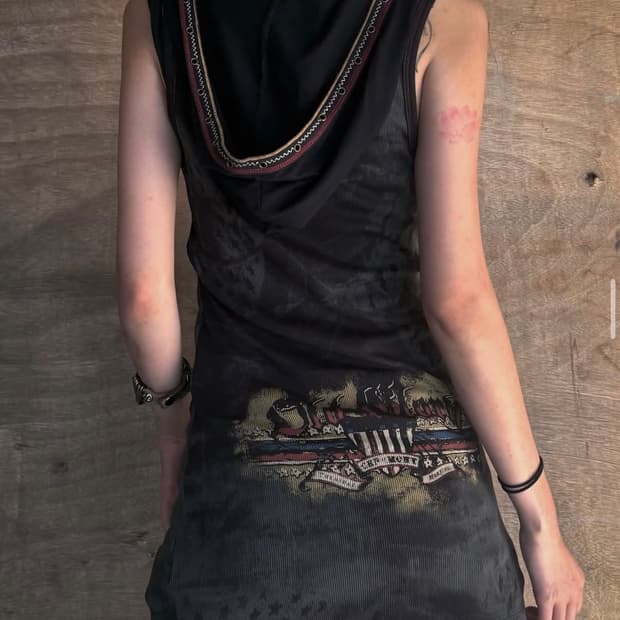 Gliter Detail Sleeveless