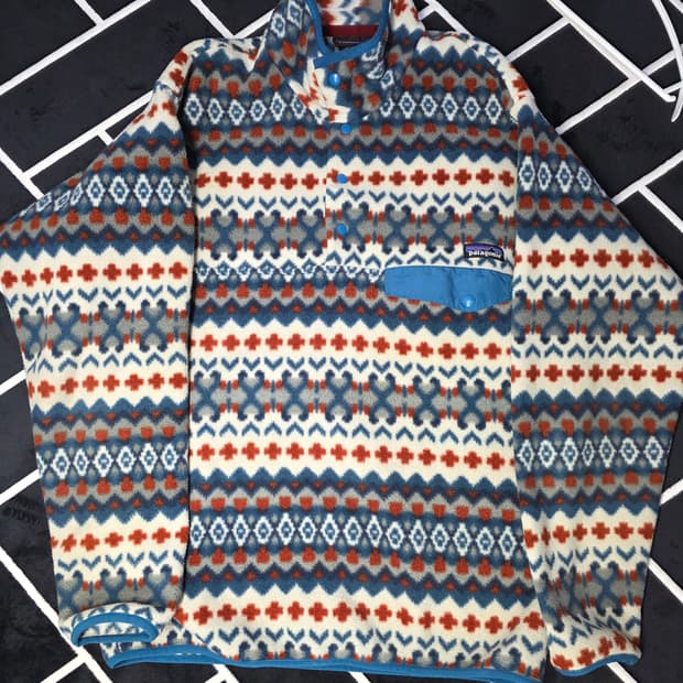 파타고니아 신칠라 풀오버 스냅티 클리프 언더워터 블루 M