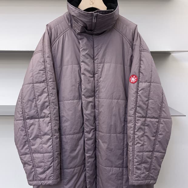 카브엠트 22fw 그리드 스티치 푸퍼 자켓