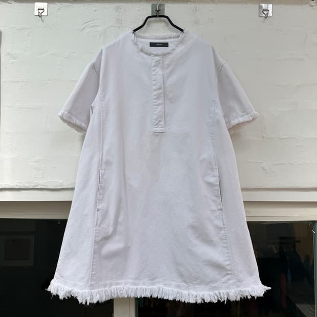 Beaker 비이커 데님 화이트 반팔 원피스 000