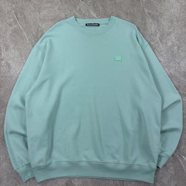 - Acne Studios Sweatshirt  