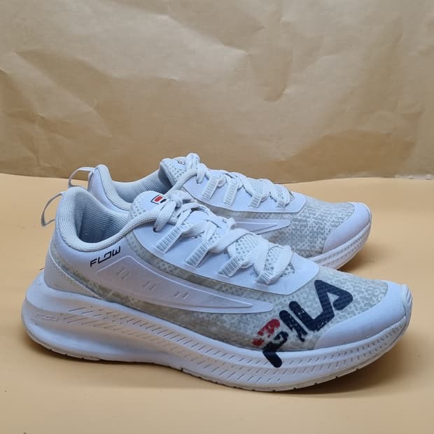 휠라 웨이블렛 알파 운동화250 