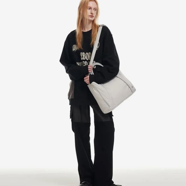 애드오프-CHUBBY PADDED BAG GREY