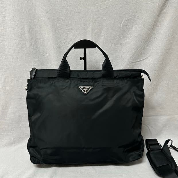 프라다 포코노 나일론 블랙 토트백 서류 가방 브리프케이스