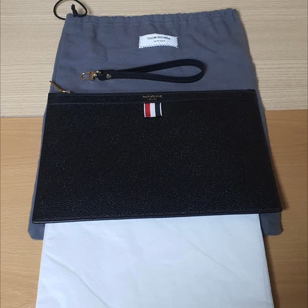(미사용)톰브라운 클러치/클러치백 새상품급 정품(감정O)