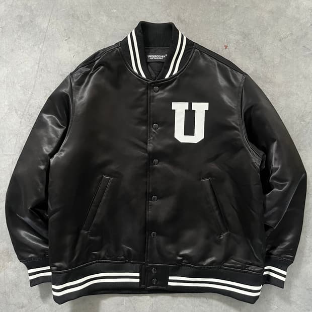 Undercover 언더커버 블랙 그래픽 봄버 자켓