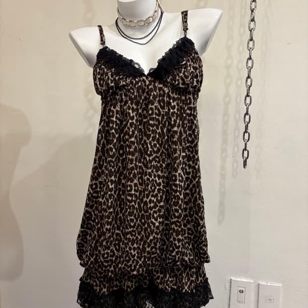 레오파드 패턴 레이스 브라운 슬리브리스 원피스 갸루