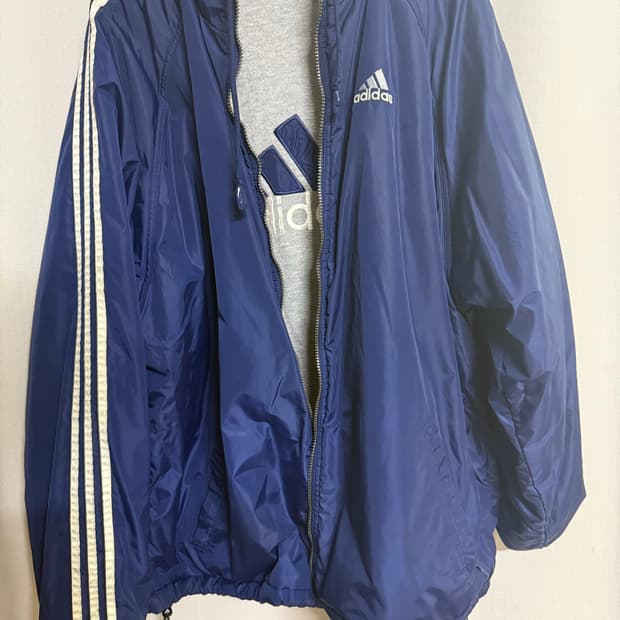 Adidas 00s  Reversible hood jacket