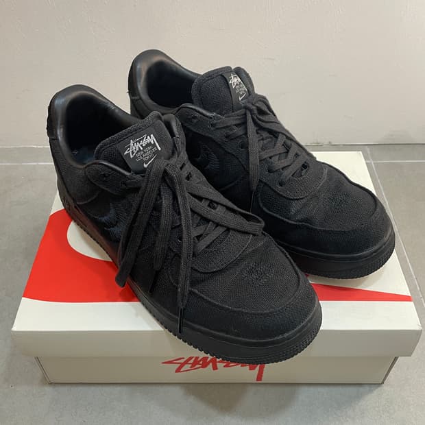 나이키 스투시 에어포스1 블랙 290