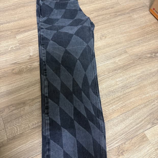 노메뉴얼 체커보드 데님