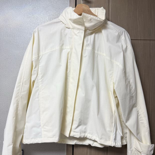 유니클로 르메르맛 바람막이 M
