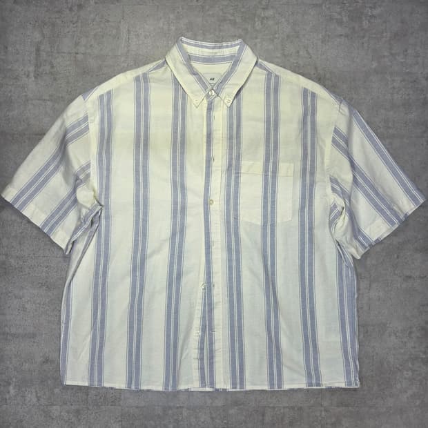 (네고가능)H&M 블루 줄무늬 반팔셔츠