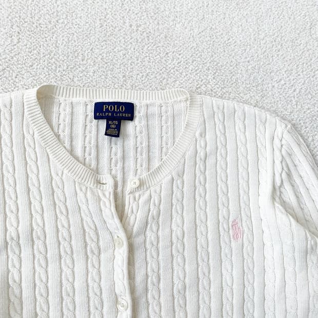 폴로 흰핑 꽈배기 가디건