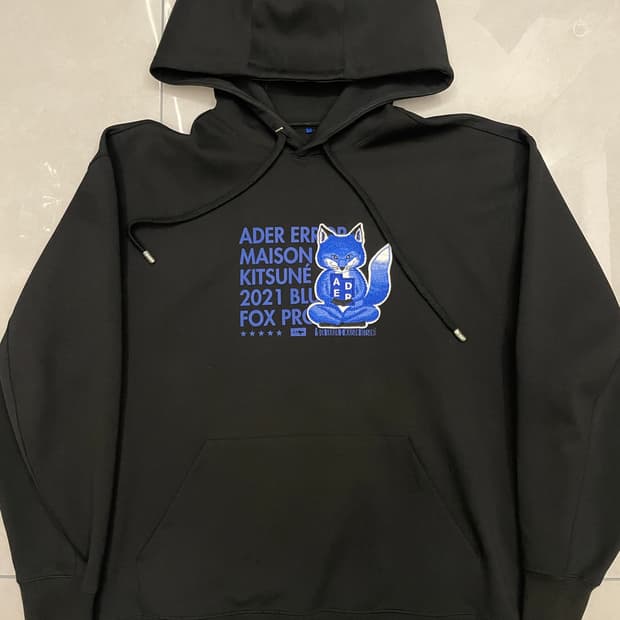 아더에러 메종키츠네 후드 블랙