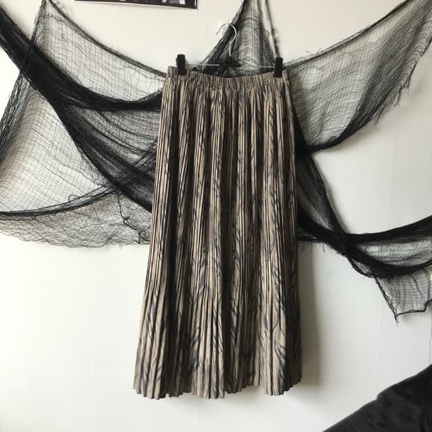 Oriental mood pleats skirt  