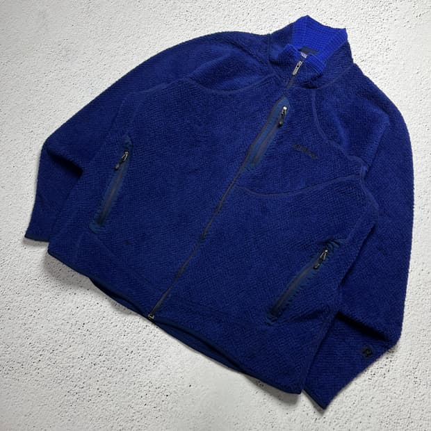 Vintage 04s Patagonia R2 Fleece Jacket