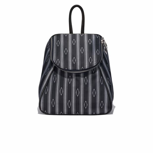 미스치프 자카드 럭색 백팩 블랙