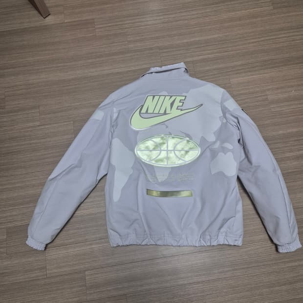 나이키 피갈레 월드 바시티 100 슈프림 