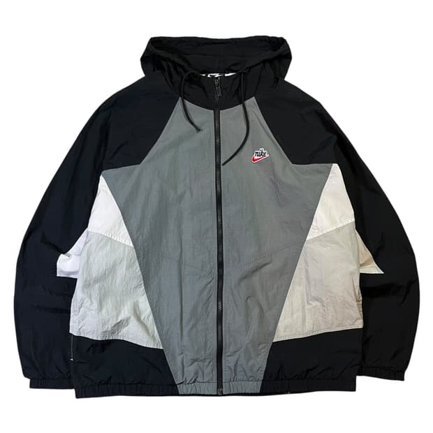 나이키 신형 배색 바람막이 자켓