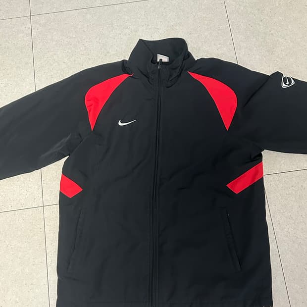 09s 나이키 바람막이 검빨