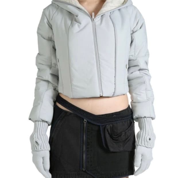 혜인 서 패디드 크롭 자켓 + 글러브