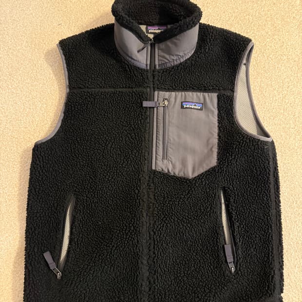 파타고니아 레트로X 베스트 블랙