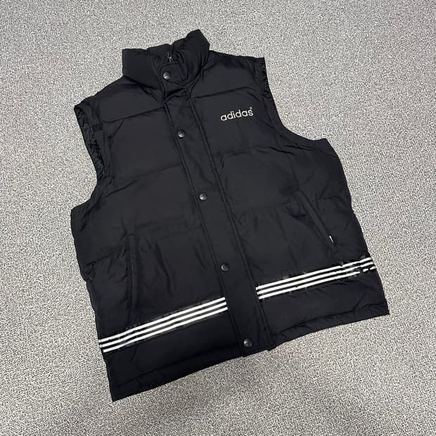 아디다스 삼선 패딩 조끼