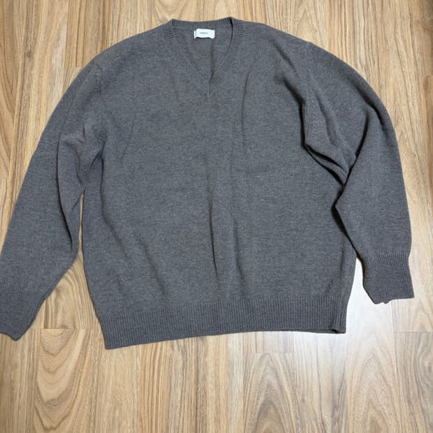 마이라리브러리 브이넥 니트[M size]