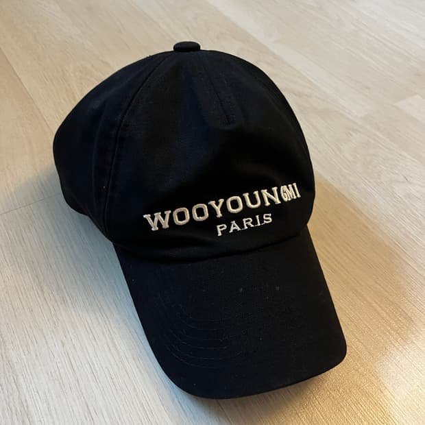 우영미 자수 볼캡 블랙