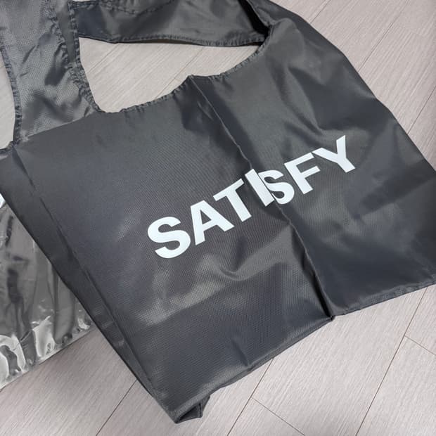 새티스파이 토트백 새상품