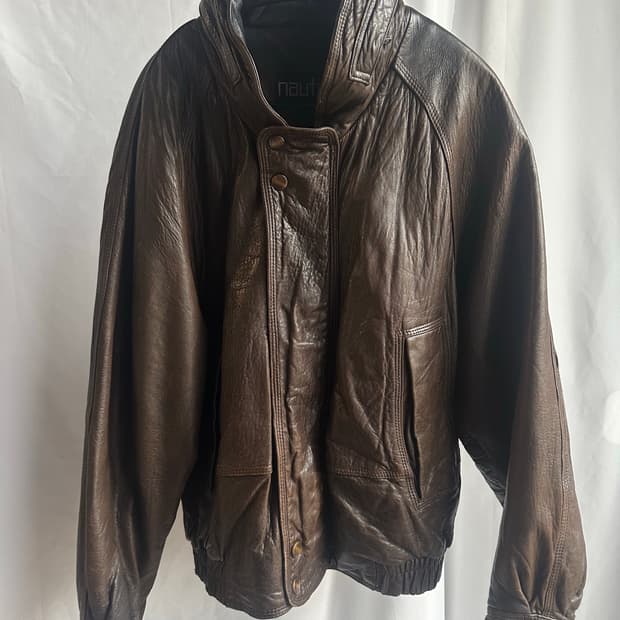 노티카 레더 자켓