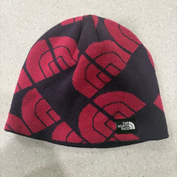 106. 노스페이스 비니