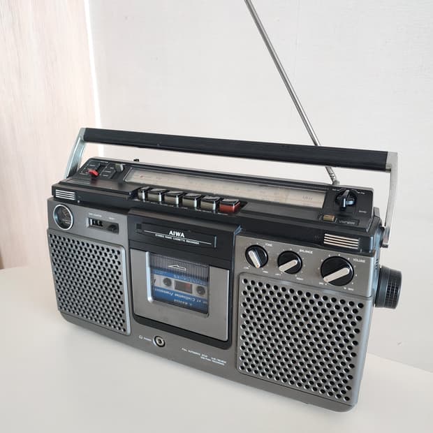빈티지 아이와 스테레오 라디오 카세트 TPR-855