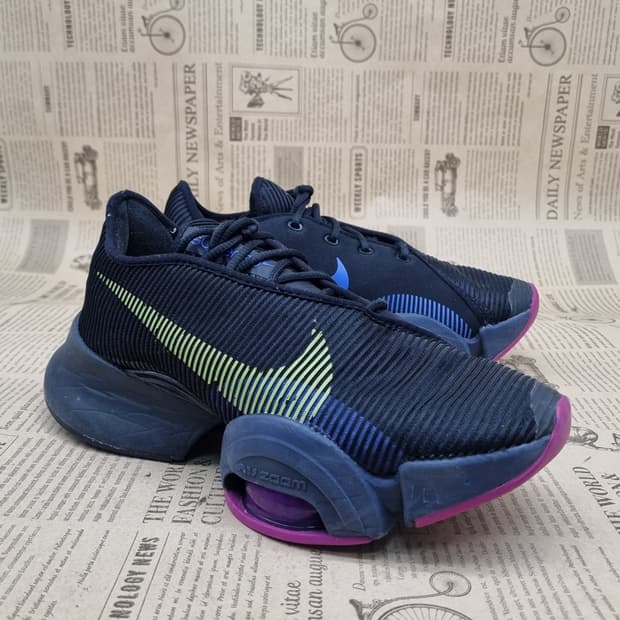 나이키 에어줌 슈퍼렙2 여성운동화235