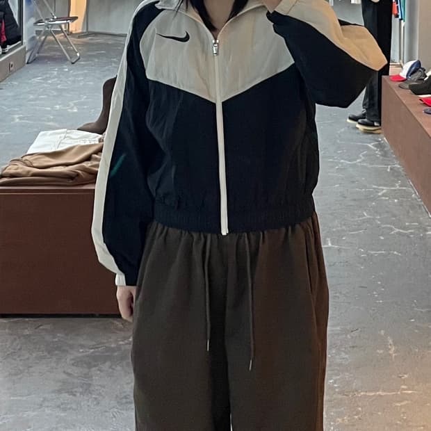 나이키 빅 스우시 우븐 바람막이 자켓 H1335