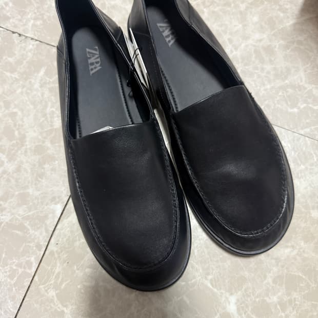 41사이즈 자라 레더 로퍼 2623/520/800