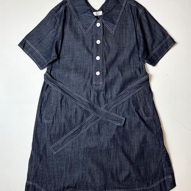 스튜디오톰보이 23ss 빅카라 벨티드 데님 원피스 PN8711