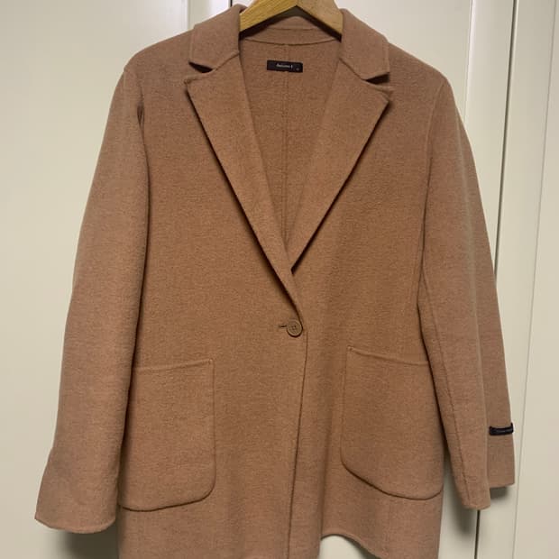 아니비 에프. 이중직 자켓