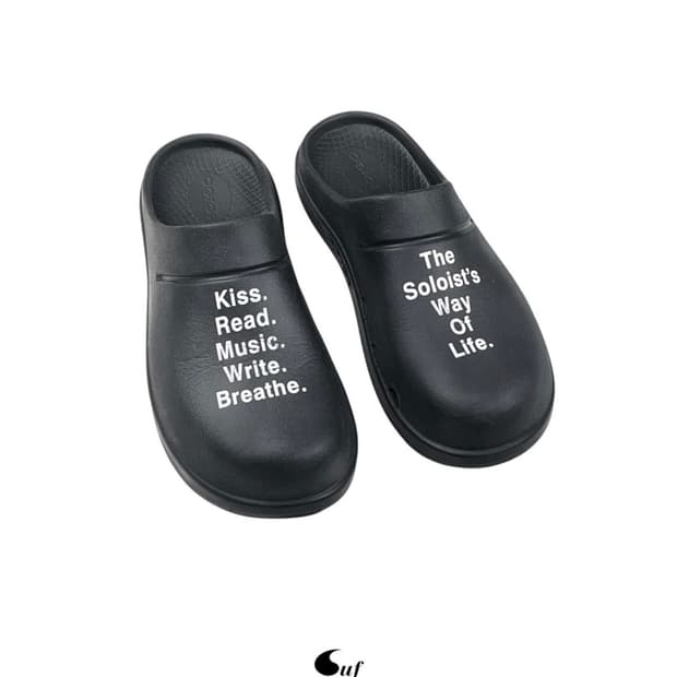 우포스 더 솔로이스트 클로그