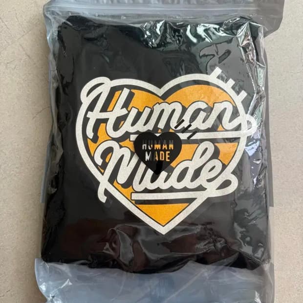 휴먼메이드 후드티 판매합니다.