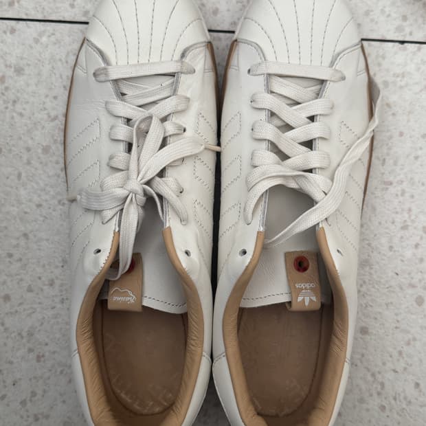 새상품/미착용) 카시나 아디다스 슈퍼스타 