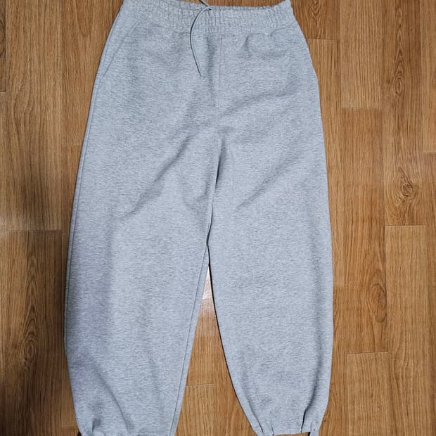 유니클로c 스웻팬츠 