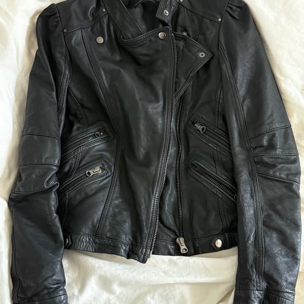 자라 멀티포켓 양가죽 라이더 자켓