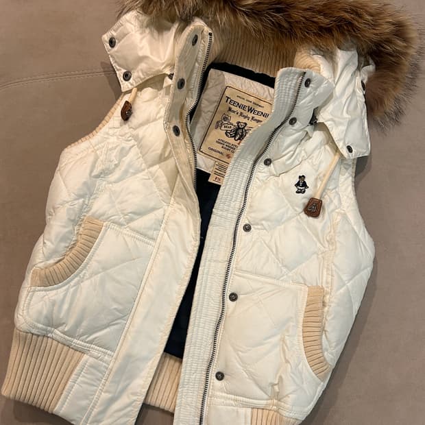 티니위니 세미크롭 퀼팅 패딩 조끼