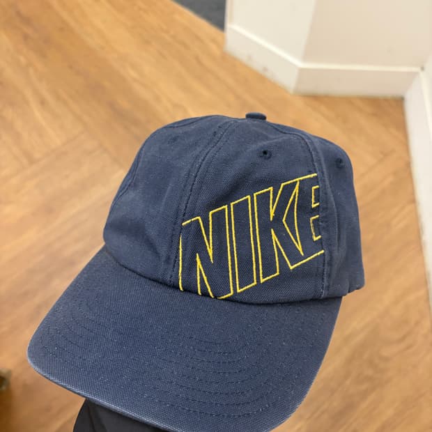 N73. 00s 나이키 캡
