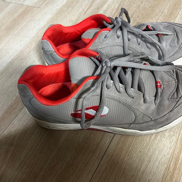 90s 00s vans fat tongue