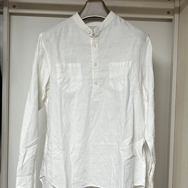 TBJ nearby 헨리넥 셔츠 (화이트)